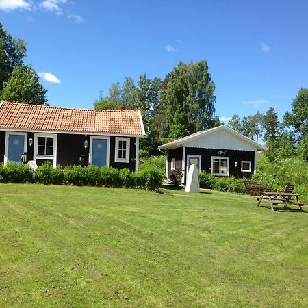 Motel E4 Kolmarden Apartments And Cottages Bagian luar foto