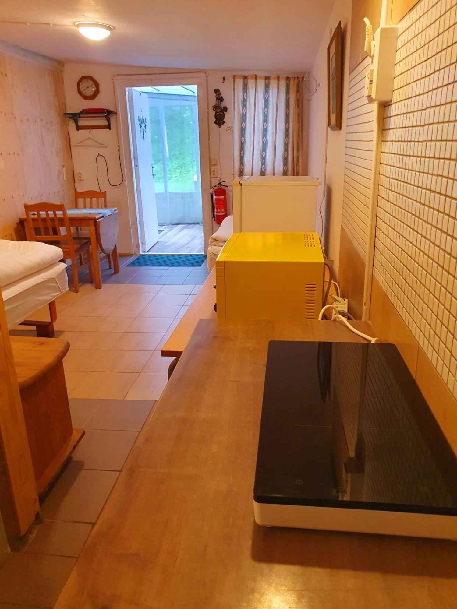Motel E4 Kolmarden Apartments And Cottages Bagian luar foto
