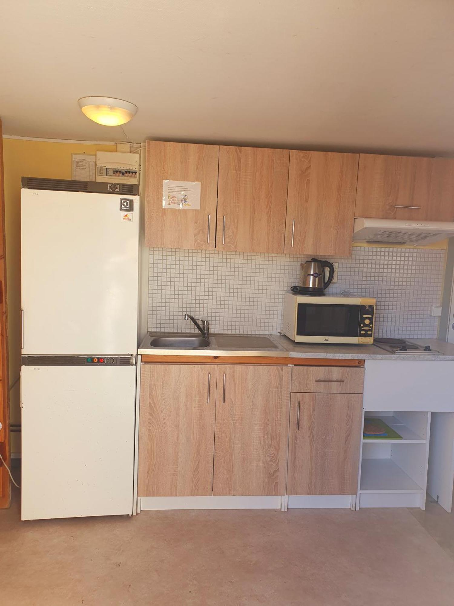 Motel E4 Kolmarden Apartments And Cottages Bagian luar foto