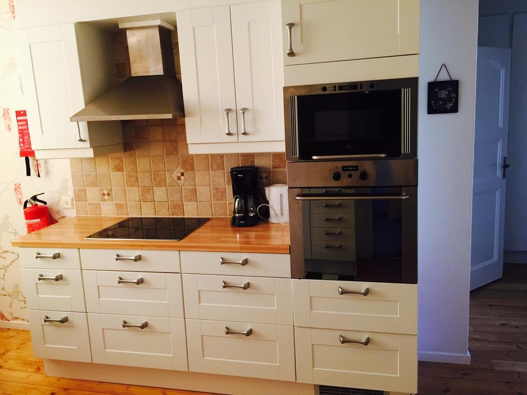 Motel E4 Kolmarden Apartments And Cottages Bagian luar foto