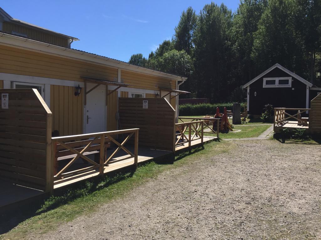 Motel E4 Kolmarden Apartments And Cottages Bagian luar foto